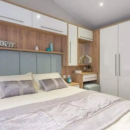 Premium Chalet At Newquay Away Resorts Mv7 Esterno foto