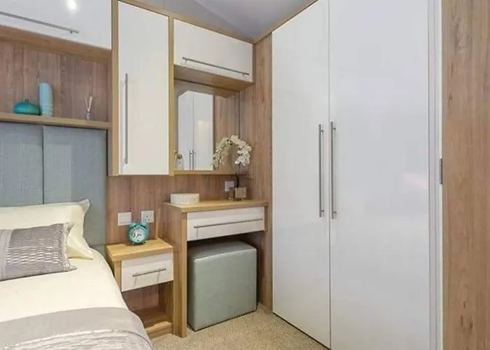 Premium Chalet At Newquay Away Resorts Mv7
